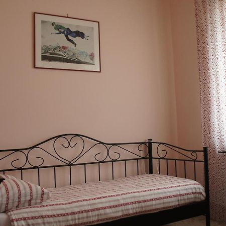 Il Piccione Viaggiatore Banchette D'Ivrea Oda fotoğraf